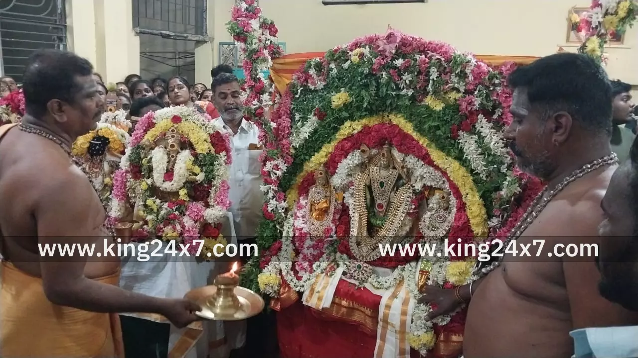 தங்க விநாயகர் ஆலயத்தில் திருக்கல்யாண வைபவம்