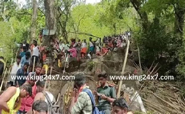 வெள்ளிங்கிரி மலைக்கோயிலில் நாளை முதல் பக்தர்களுக்கு மலை ஏற அனுமதி!! வெள்ளிங்கிரி மலைக்கோயிலில் நாளை முதல் பக்தர்களுக்கு மலை ஏற அனுமதி!!