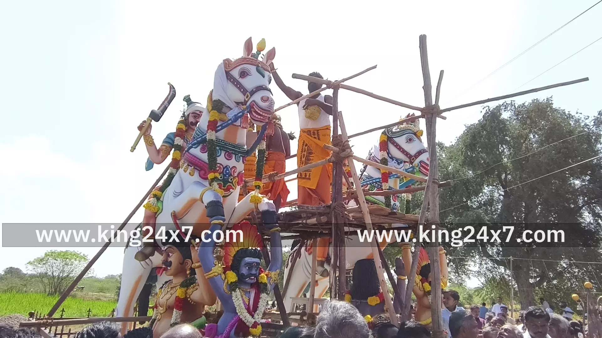 கோடங்கிப்பட்டியில் மகா கும்பாபிஷேக விழா கோடங்கிப்பட்டியில் மகா கும்பாபிஷேக விழா