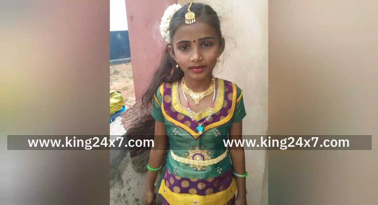 திருச்செங்கோட்டில் அரசு பள்ளி ஆண்டு விழாவின் ஒத்திகையின் போது விஷப்பூச்சி கடித்து மாணவி உயிரிழப்பு